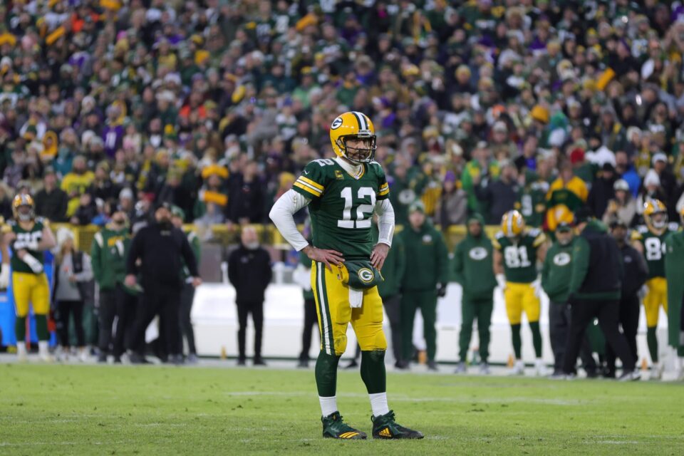predicting-what-game-will-be-flexed-into-snf-football-games-today